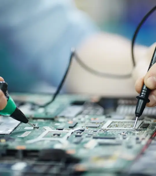 checking-current-laptop-circuit-board